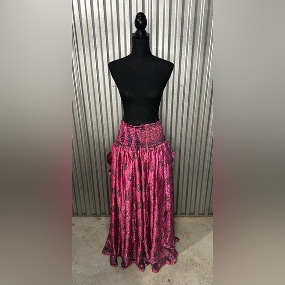 Women’s Kantha Bae Pink Polyester Floral Maxi Bohemian Skirt Designer Size OS - Picture 1 of 3